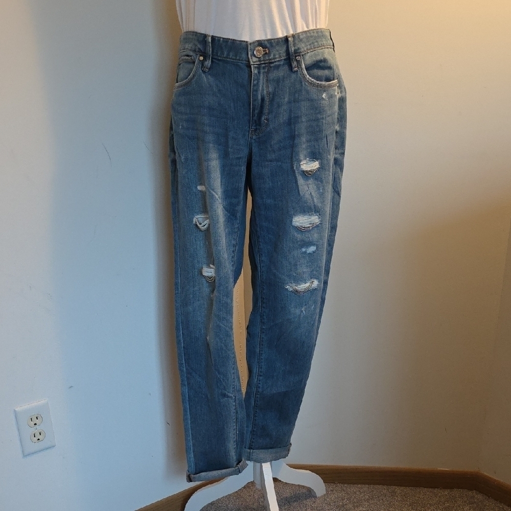 White House Black Market Girlfriend Jeans in Light Blue